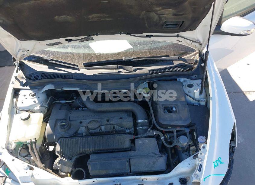Photo 10 of 2013 Volvo C30 T5 (VIN YV1672MK1D2309378)