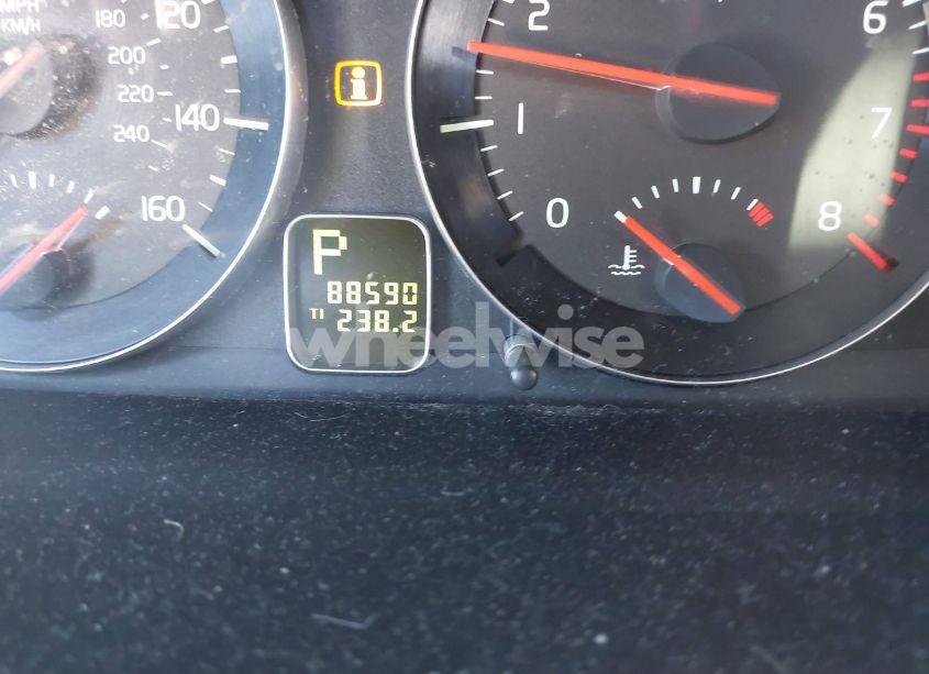 Photo 16 of 2013 Volvo C30 T5 (VIN YV1672MK1D2309378)