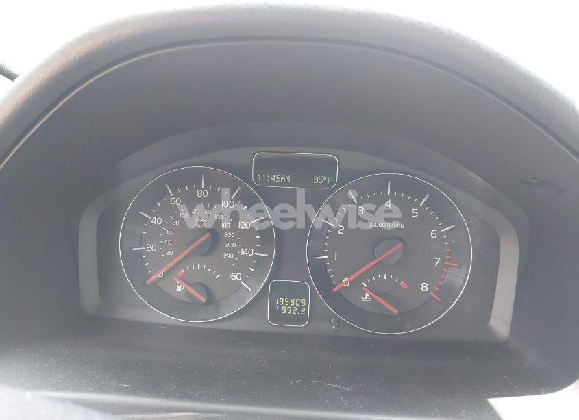 Photo 7 of 2011 Volvo C30 (VIN YV1672MK3B2212034)