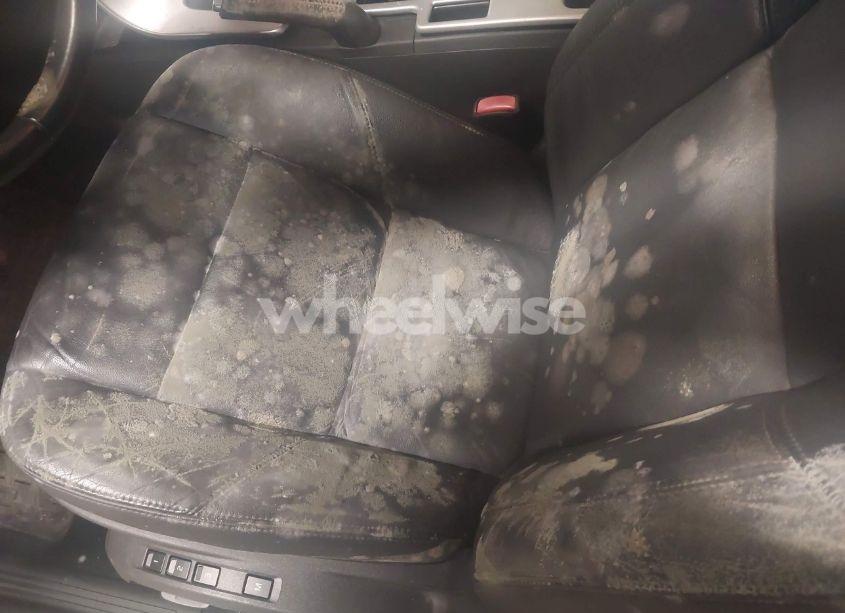 Photo 6 of 2011 Volvo C30 T5/T5 R-DESIGN (VIN YV1672MK3B2225625)