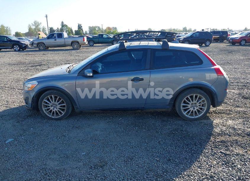 Photo 14 of 2011 Volvo C30 T5 (VIN YV1672MK4B2248010)
