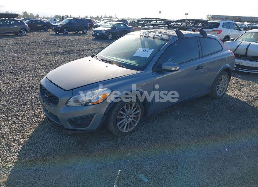 Photo 2 of 2011 Volvo C30 T5 (VIN YV1672MK4B2248010)