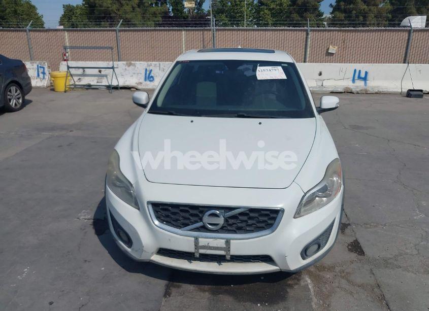 Photo 6 of 2011 Volvo C30 T5 (VIN YV1672MK7B2233341)