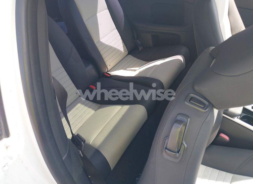 Photo 8 of 2011 Volvo C30 T5 (VIN YV1672MK7B2233341)