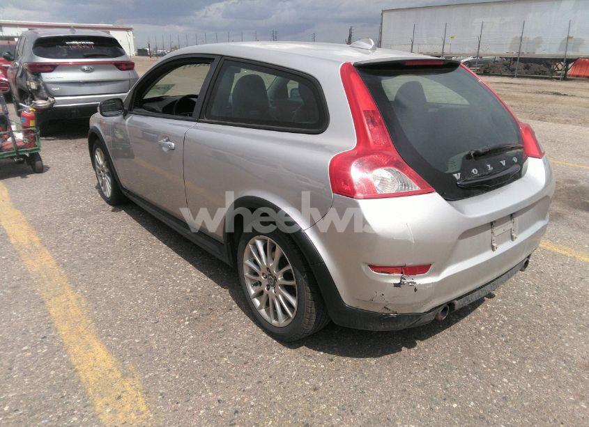 Photo 3 of 2011 Volvo C30 T5/T5 R-DESIGN (VIN YV1672MKXB2197371)