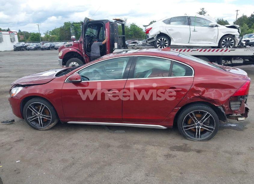 Photo 15 of 2013 Volvo S60 T6/T6 PLATINUM/T6 PREMIER PLUS/T6 R-DESIGN/T6 R-DESIGN PLATINUM (VIN YV1902FH1D2176480)