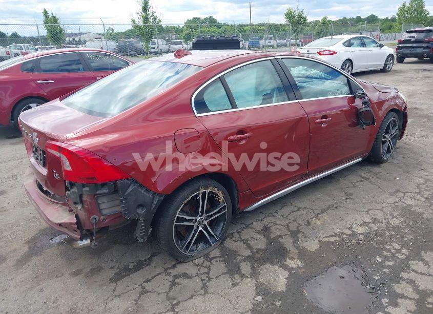 Photo 4 of 2013 Volvo S60 T6/T6 PLATINUM/T6 PREMIER PLUS/T6 R-DESIGN/T6 R-DESIGN PLATINUM (VIN YV1902FH1D2176480)