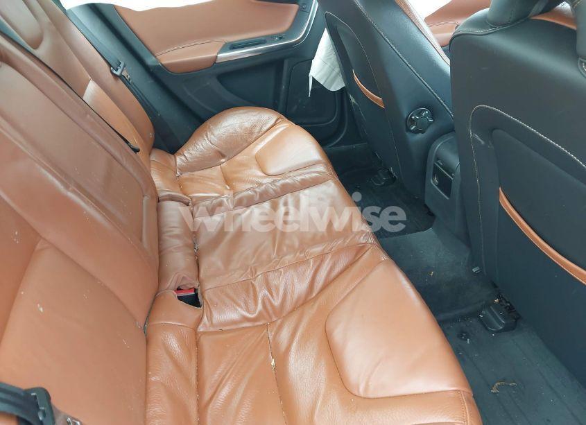 Photo 8 of 2013 Volvo S60 T6/T6 PLATINUM/T6 PREMIER PLUS/T6 R-DESIGN/T6 R-DESIGN PLATINUM (VIN YV1902FH1D2176480)