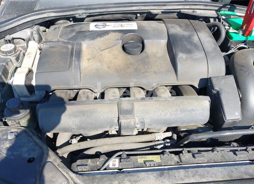 Photo 10 of 2010 Volvo V70 3.2/3.2 R-DESIGN (VIN YV1960BWXA1133314)