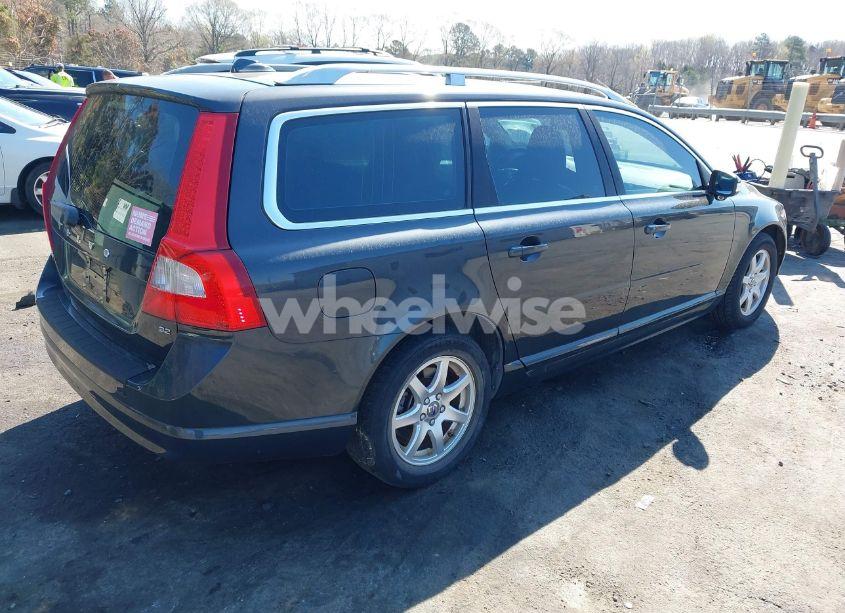 Photo 4 of 2010 Volvo V70 3.2/3.2 R-DESIGN (VIN YV1960BWXA1133314)