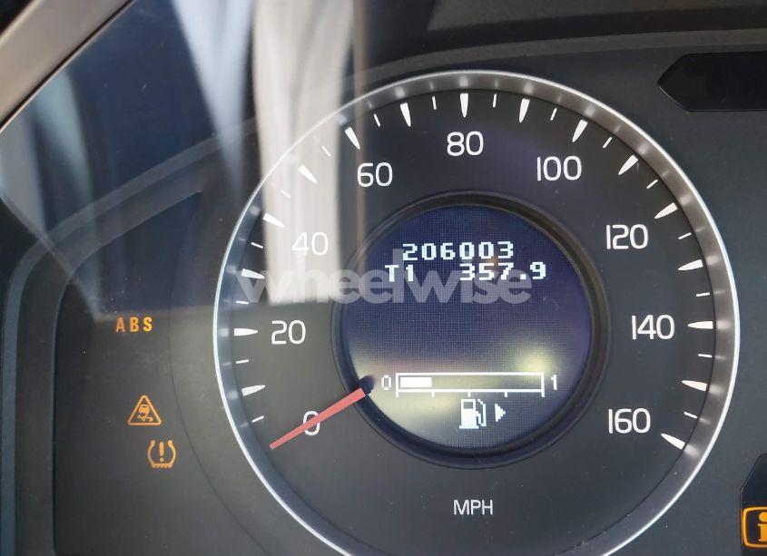 Photo 7 of 2010 Volvo V70 3.2/3.2 R-DESIGN (VIN YV1960BWXA1133314)