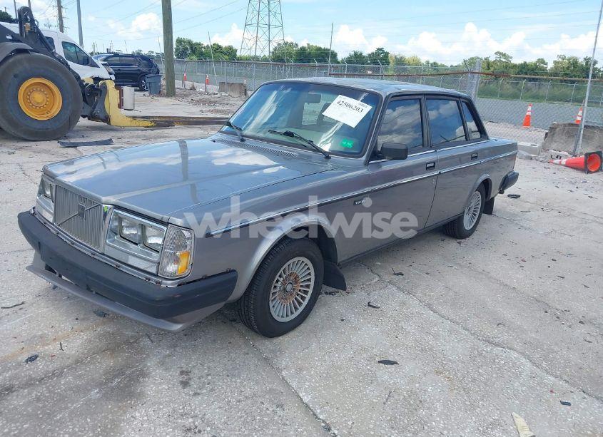 Photo 2 of 1985 Volvo 244 DL/GL (VIN YV1AX8845F1111890)