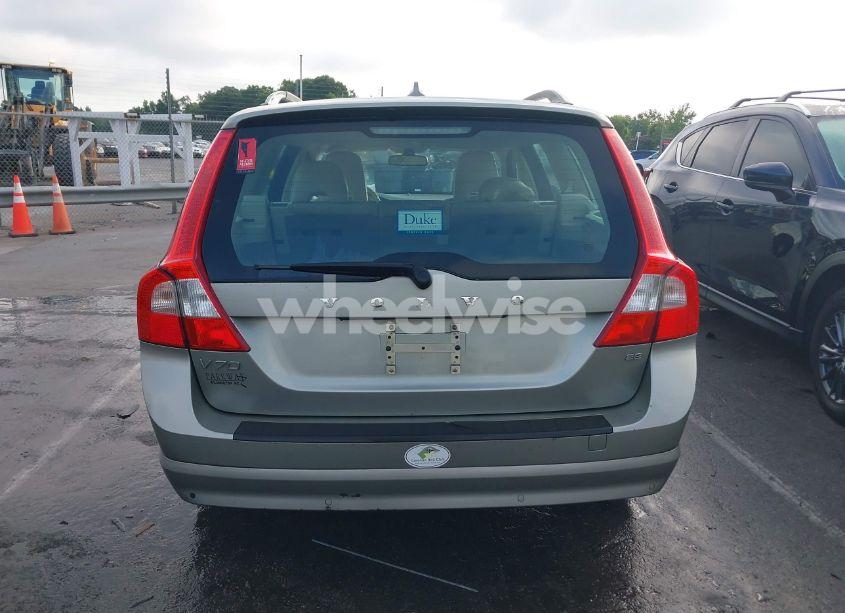 Photo 16 of 2008 Volvo V70 3.2 (VIN YV1BW982381047279)