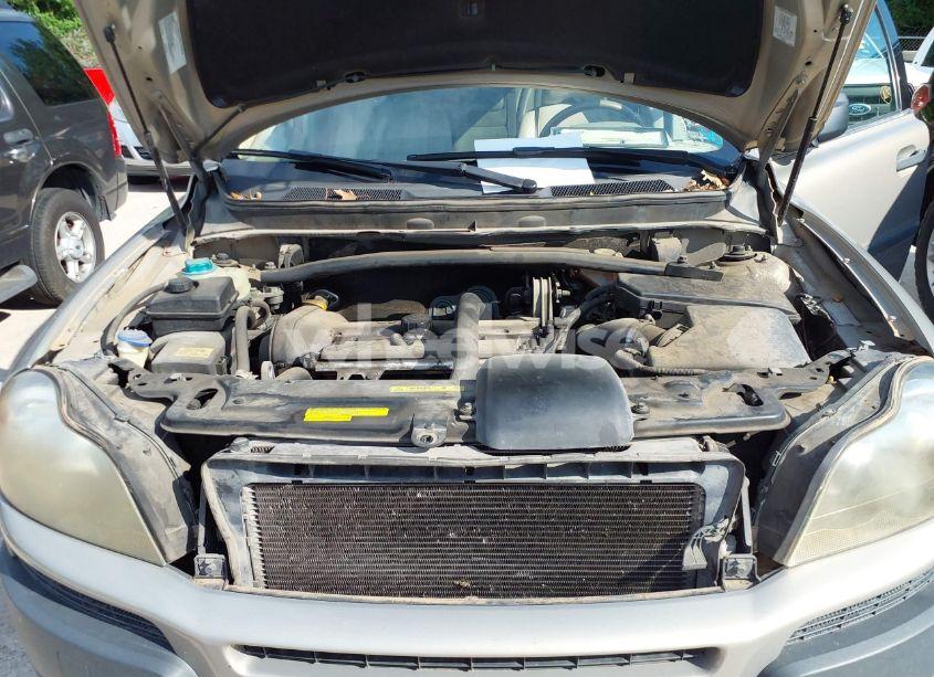 Photo 10 of 2005 Volvo Xc90 2.5T (VIN YV1CN592451160085)