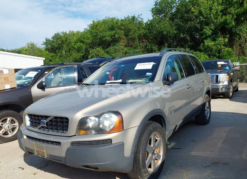Photo 2 of 2005 Volvo Xc90 2.5T (VIN YV1CN592451160085)