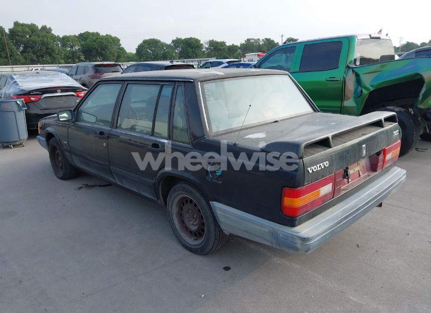 Photo 3 of 1991 Volvo 740 (VIN YV1FA8841M2525280)