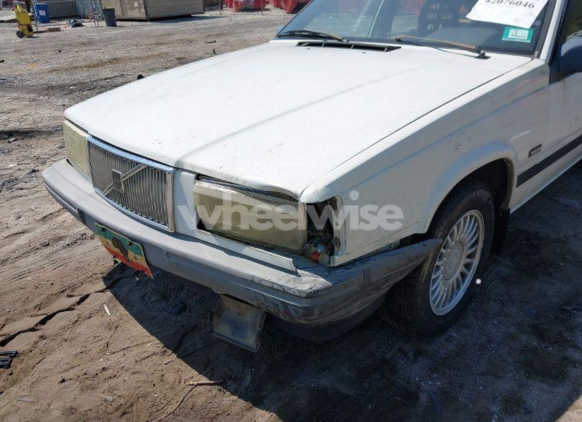 Photo 6 of 1991 Volvo 740 (VIN YV1FA8842M2506866)