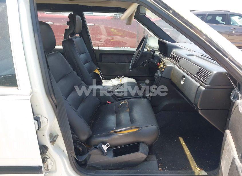 Photo 5 of 1990 Volvo 740 GLE (VIN YV1FA8958L1284751)