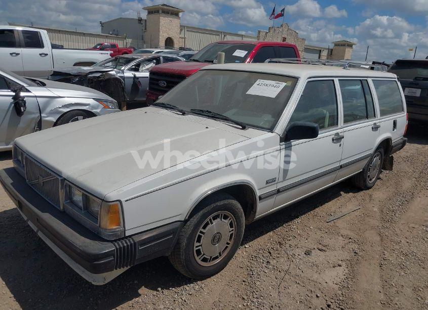 Photo 2 of 1986 Volvo 740 GLE (VIN YV1FX8857G1035931)