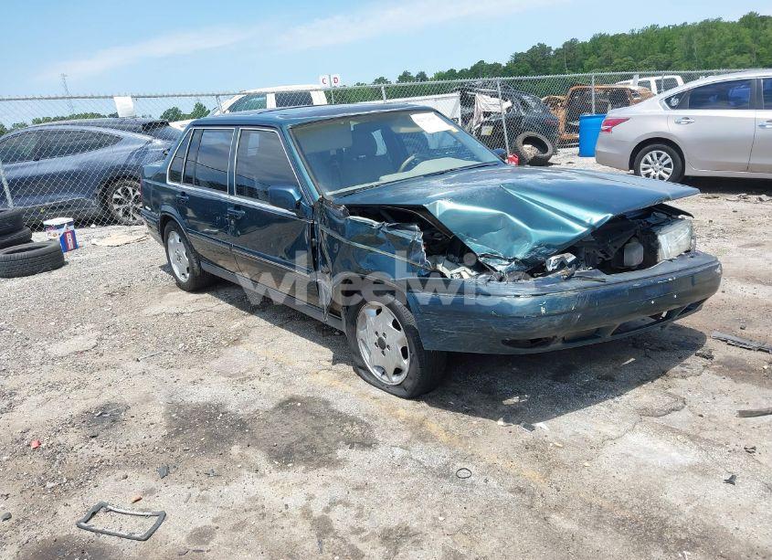 1998 Volvo S90 (VIN YV1KS9605W1128293) main photo