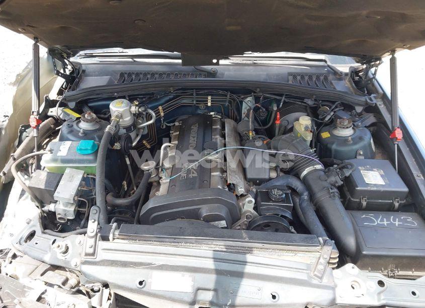 Photo 10 of 1998 Volvo S90 (VIN YV1KS9605W1128293)
