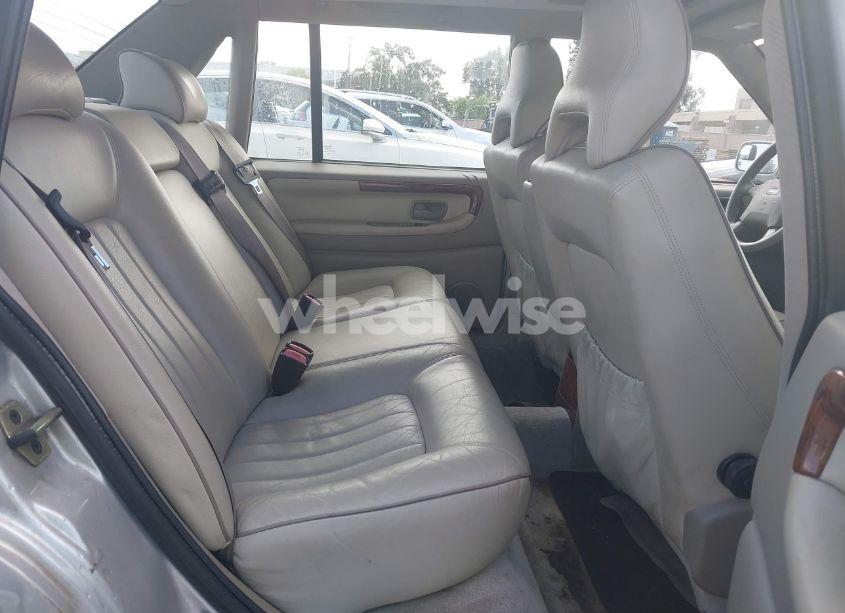 Photo 8 of 1998 Volvo S90 (VIN YV1KS9607W1138615)