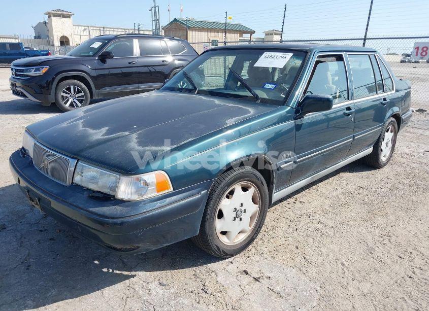 Photo 2 of 1995 Volvo 960 (VIN YV1KS9617S1061294)