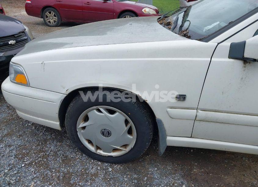 Photo 12 of 1999 Volvo S70 (VIN YV1LS55A2X2620251)