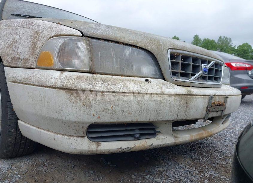 Photo 13 of 1999 Volvo S70 (VIN YV1LS55A2X2620251)