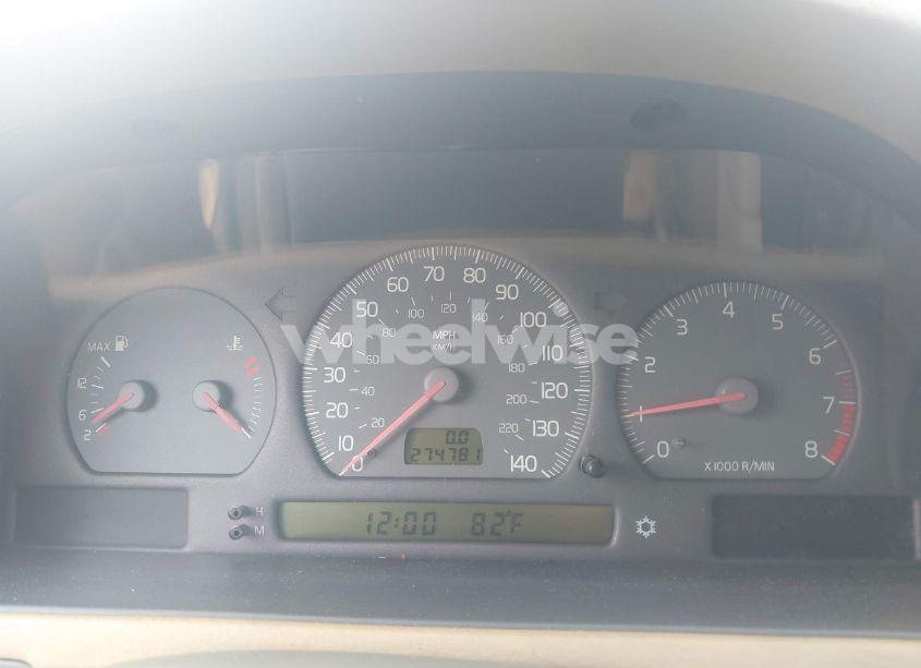 Photo 7 of 1999 Volvo S70 (VIN YV1LS55A8X2613644)