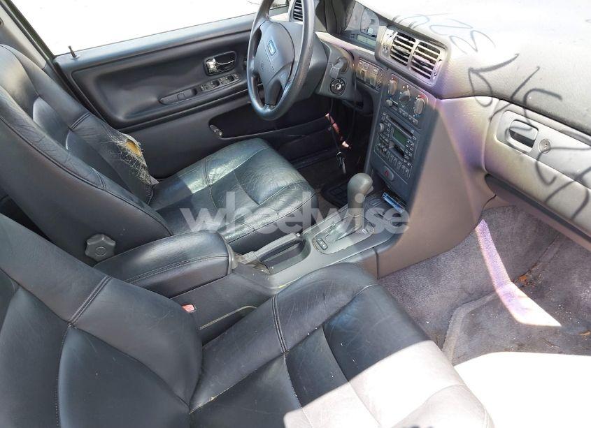 Photo 5 of 1998 Volvo S70 GLT (VIN YV1LS5644W2447467)
