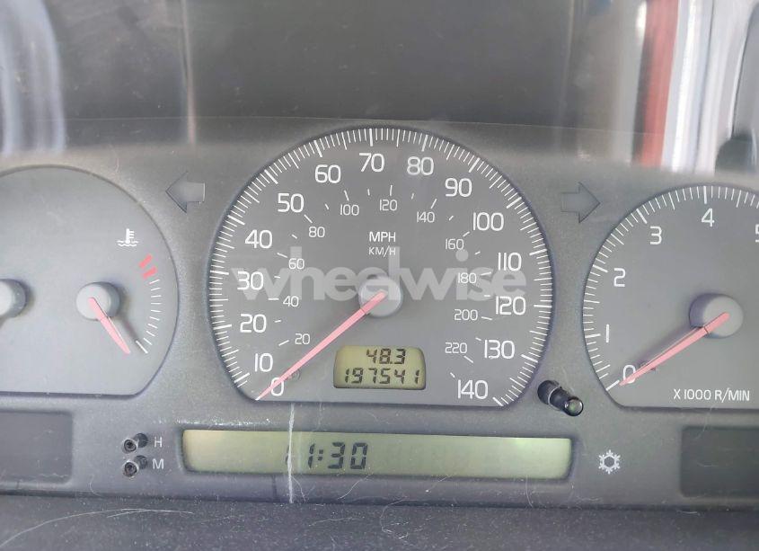Photo 7 of 2000 Volvo S70 GLT/SE (VIN YV1LS56D5Y2661189)