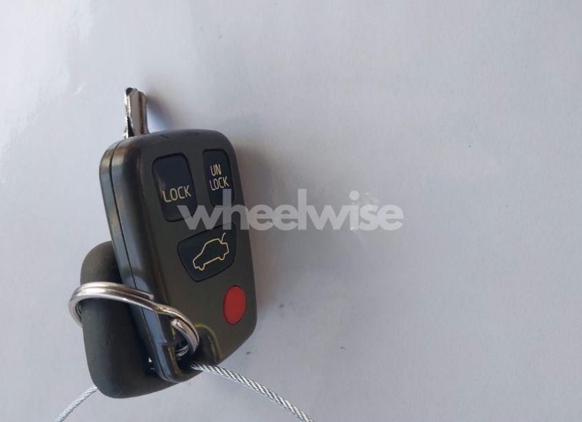 Photo 11 of 2000 Volvo V70 SE (VIN YV1LW61J4Y2646710)