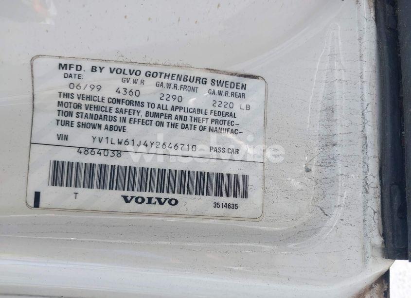 Photo 9 of 2000 Volvo V70 SE (VIN YV1LW61J4Y2646710)