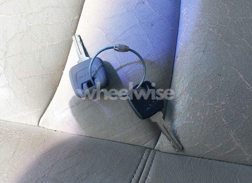 Photo 11 of 2000 Volvo V70 SE (VIN YV1LW61J7Y2650265)