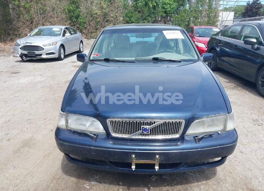Photo 6 of 2000 Volvo V70 SE (VIN YV1LW61J7Y2650265)