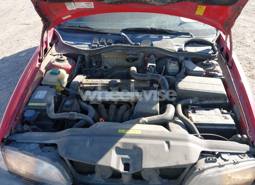 Photo 10 of 1998 Volvo V70 AWD (VIN YV1LZ5640W2526081)