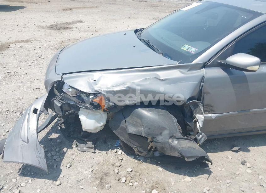 Photo 6 of 2006 Volvo S40 2.4I (VIN YV1MS382062161006)