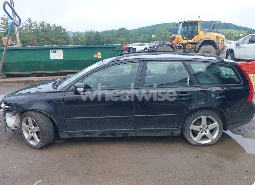 Photo 14 of 2008 Volvo V50 2.4I (VIN YV1MW382782377457)