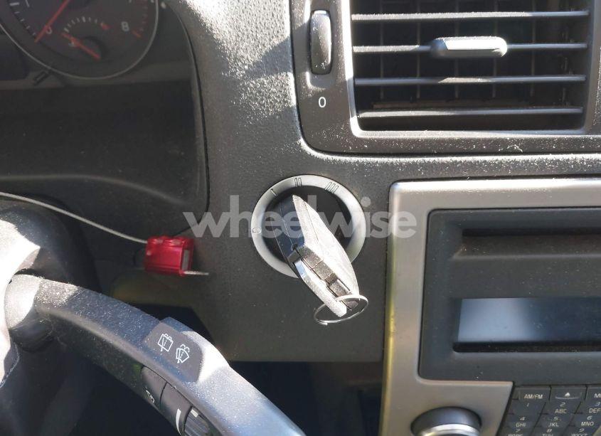 Photo 11 of 2009 Volvo V50 2.4I (VIN YV1MW390592470167)