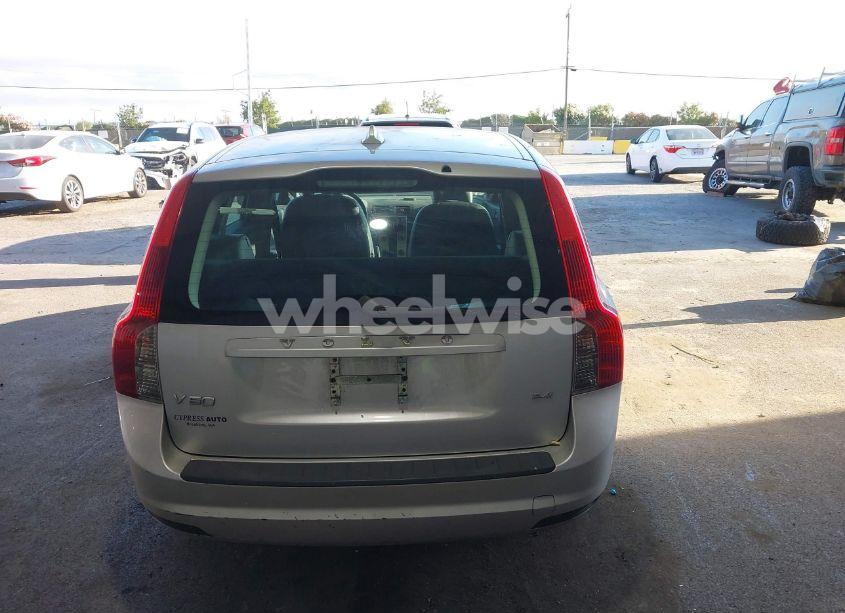 Photo 17 of 2009 Volvo V50 2.4I (VIN YV1MW390592470167)