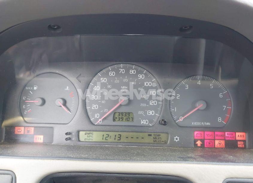 Photo 7 of 2002 Volvo C70 LT (VIN YV1NC56D82J031041)