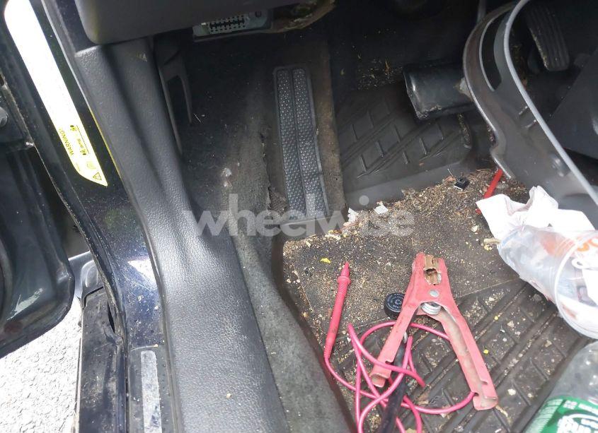 Photo 15 of 2008 Volvo S60 2.5T (VIN YV1RH592182700816)