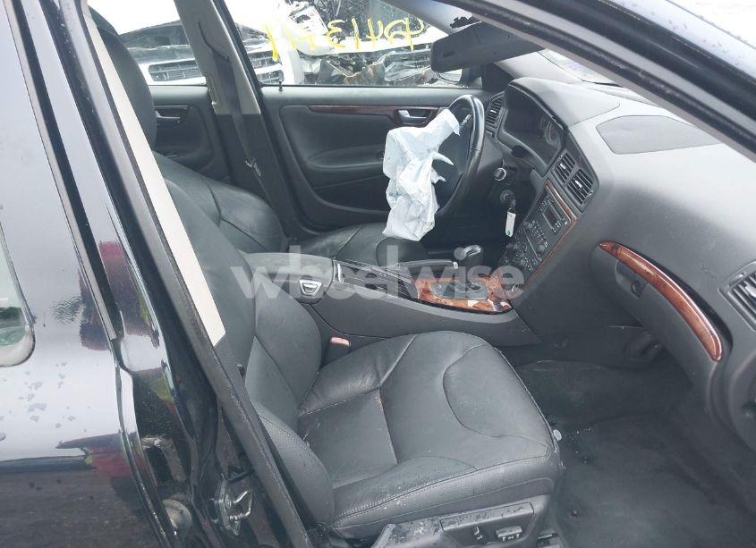 Photo 5 of 2008 Volvo S60 2.5T (VIN YV1RH592182700816)