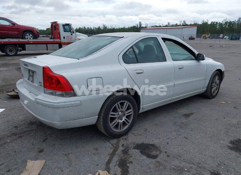 Photo 4 of 2007 Volvo S60 2.5T (VIN YV1RH592872643853)