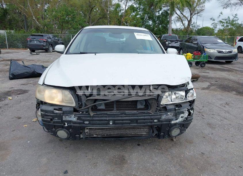 Photo 6 of 2007 Volvo S60 2.5T (VIN YV1RH592872643853)