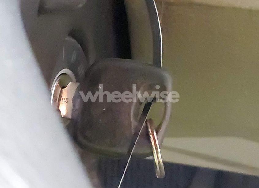 Photo 11 of 2003 Volvo S60 2.5T AWD (VIN YV1RH59H532242503)