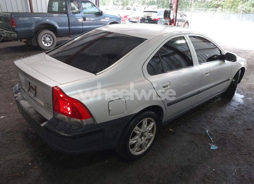 Photo 4 of 2003 Volvo S60 2.5T AWD (VIN YV1RH59H532242503)