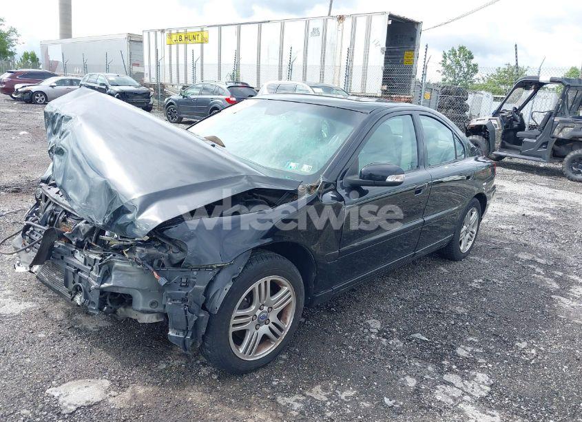 Photo 2 of 2008 Volvo S60 2.5T (VIN YV1RS592482685570)