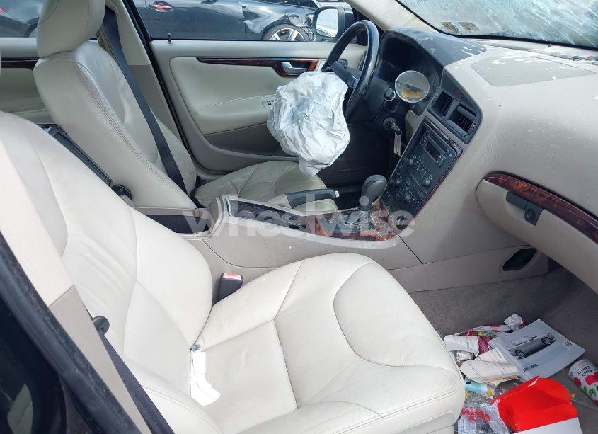 Photo 5 of 2008 Volvo S60 2.5T (VIN YV1RS592482685570)